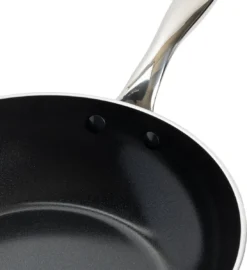 Dagelijkse Kost Door Jeroen Meus - Wok ø28cm - Inductie - Anti-aanbak - PFAS-vrij 17 Dagelijkse Kost Door Jeroen Meus - Wok ø28cm - Inductie - Anti-aanbak - PFAS-vrij -Home Keuken Winkel 1096x1200