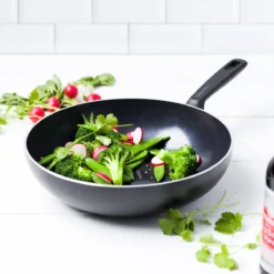 GreenPan Memphis Keramische Wokpan - Ø 28 Cm - PFAS-vrij -Home Keuken Winkel 1200x1200 206
