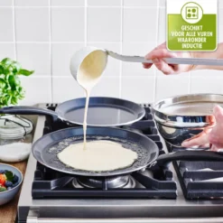 GreenPan Essentials Pannenkoekenpan 24cm - Zwart - Inductie - PFAS-vrij -Home Keuken Winkel 1200x1200 222