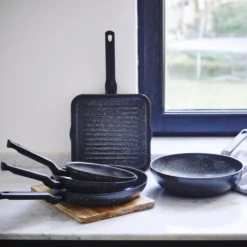 BK Universe Koekenpannenset Ø 24 Cm + Ø 28 Cm - Inductie - PFAS-vrij -Home Keuken Winkel 1200x1200 359