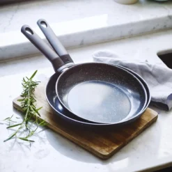 BK Universe Koekenpannenset Ø 24 Cm + Ø 28 Cm - Inductie - PFAS-vrij -Home Keuken Winkel 1200x1200 360