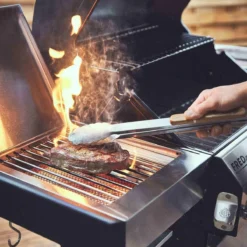 Burnhard Gas BBQ FRED JR. Deluxe - 2 Branders - Incl. Keramische Infraroodbrander & Afdekhoes - Deluxe -Home Keuken Winkel 1200x1200 965