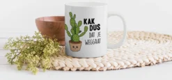 Mok - Koffiemok - Spreuken - Quote - 'Kak Dus Dat Je Weggaat' - Baan - Mokken - 350 ML - Beker - Koffiemokken - Theemok - Mok Met Tekst -Home Keuken Winkel 1200x557 2