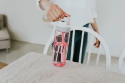 Kambukka Lagoon Drinkfles 750ml - Rose Lemonade Met Geïntegreerd Rietje 22 Kambukka Lagoon Drinkfles 750ml - Rose Lemonade Met Geïntegreerd Rietje -Home Keuken Winkel 1200x800 172