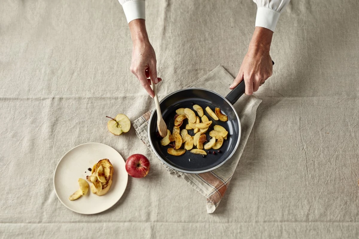 Demeyere Alu Cosi 3 Koekenpan - Ceraforce - 30 Cm - PTFE-vrij 4 Demeyere Alu Cosi 3 Koekenpan - Ceraforce - 30 Cm - PTFE-vrij - Afbeelding 4