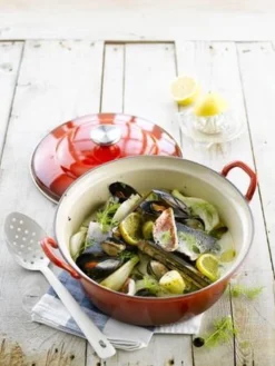 Le Creuset Braadpan Faitout Tradition Kersenrood - ø 24 Cm / 3 Liter -Home Keuken Winkel 901x1200